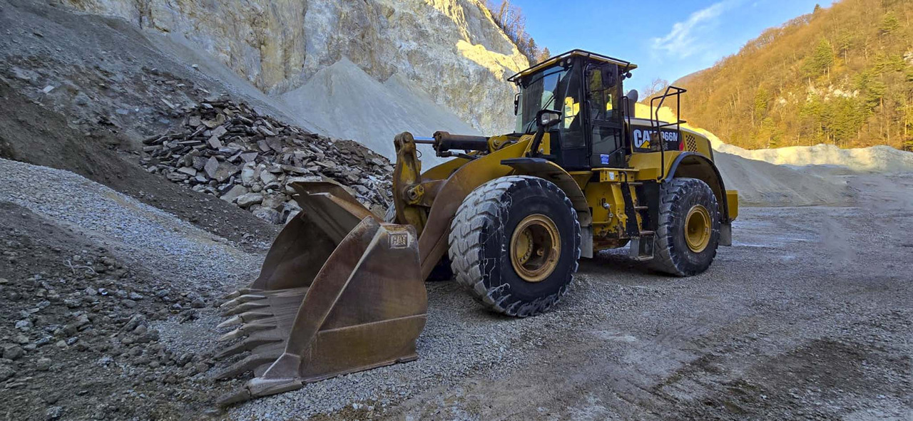 CATERPILLAR 966MXE - Fadrom me goma: foto 2 CATERPILLAR 966MXE - Fadrom me goma: foto 2