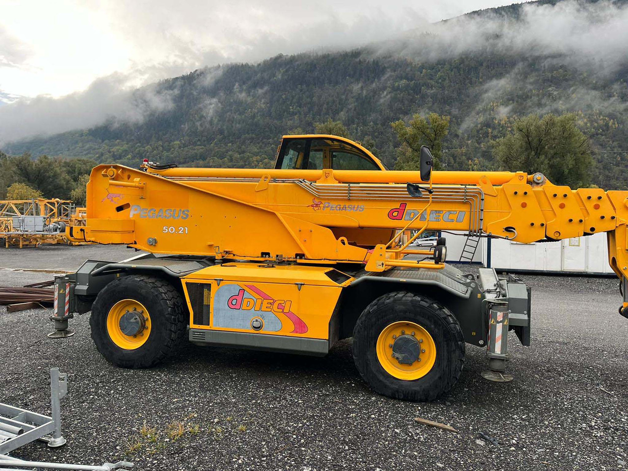 Dieci Pegasus 50.21 - Ngarkues teleskopik me rrota: foto 3 Dieci Pegasus 50.21 - Ngarkues teleskopik me rrota: foto 3