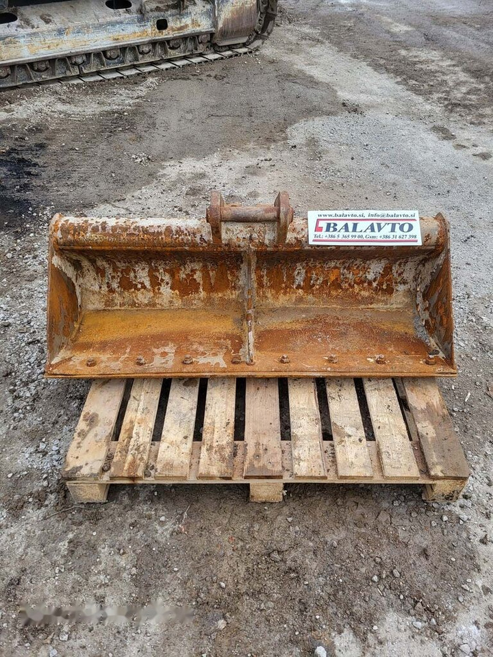 Ditch cleaning bucket 1400 mm - Kovë ekskavatori për Makineri ndërtimi: foto 1 Ditch cleaning bucket 1400 mm - Kovë ekskavatori për Makineri ndërtimi: foto 1