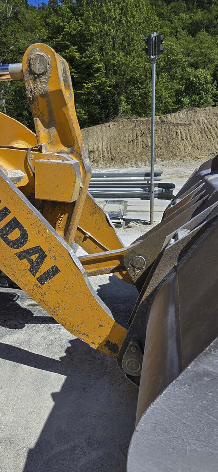 HYUNDAI HL970 - Fadrom me goma: foto 5 HYUNDAI HL970 - Fadrom me goma: foto 5