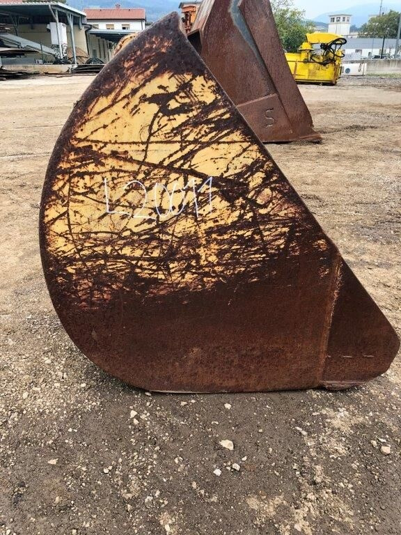 Loader bucket 2350 mm for Volvo BM4600 - Kovë fadrome: foto 3 Loader bucket 2350 mm for Volvo BM4600 - Kovë fadrome: foto 3
