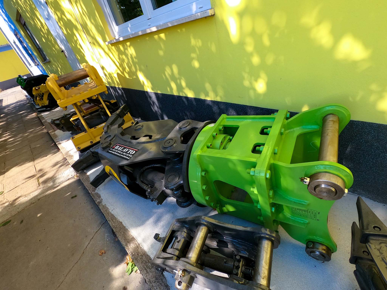 New BGS 06 - Kovë kafshuese: foto 3 New BGS 06 - Kovë kafshuese: foto 3