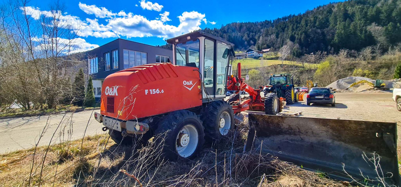 O&K F156.6 - Makinë niveluese: foto 4 O&K F156.6 - Makinë niveluese: foto 4