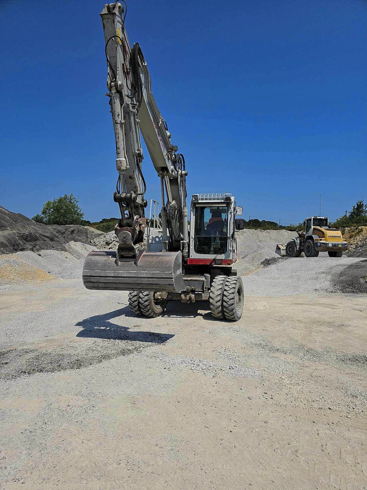 Takeuchi TB1160W - Ekskavator me goma: foto 2 Takeuchi TB1160W - Ekskavator me goma: foto 2