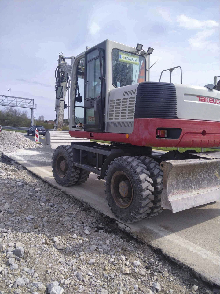 Takeuchi TB1160W - Ekskavator me goma: foto 4 Takeuchi TB1160W - Ekskavator me goma: foto 4