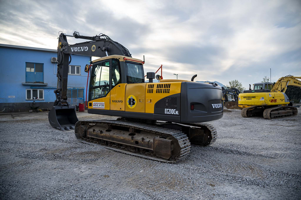 VOLVO EC210CNL - Ekskavator me zinxhirë: foto 4 VOLVO EC210CNL - Ekskavator me zinxhirë: foto 4