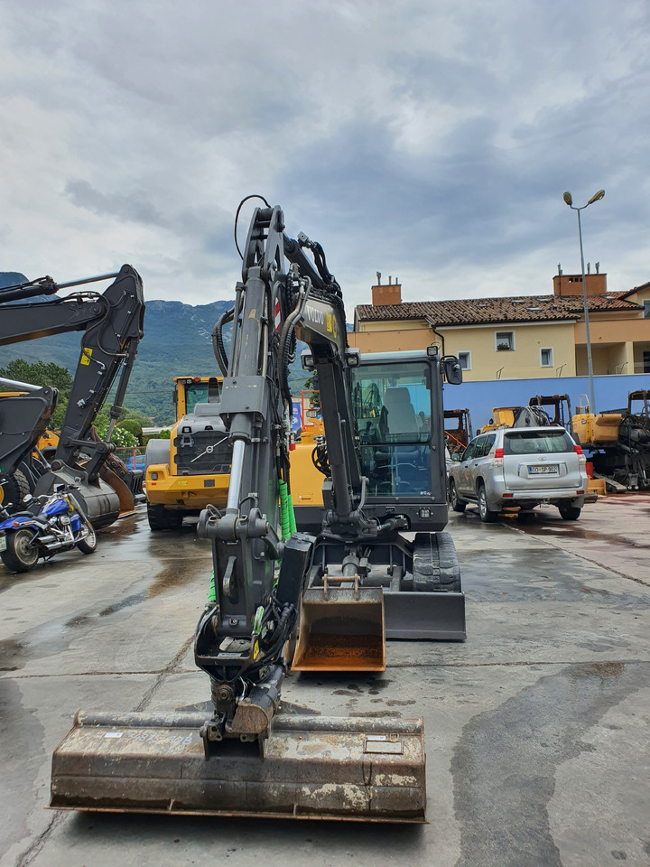 VOLVO EC60E - Miniekskavator: foto 4 VOLVO EC60E - Miniekskavator: foto 4