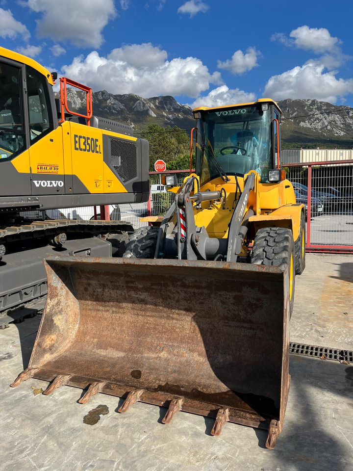 VOLVO L35B - Fadrom me goma: foto 2 VOLVO L35B - Fadrom me goma: foto 2