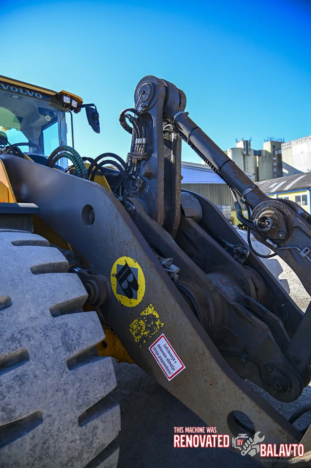 Fadrom me goma Volvo L180H: foto 14