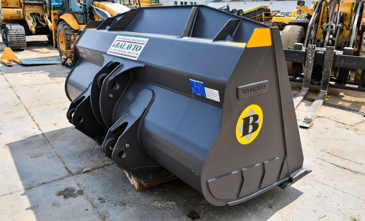 Volvo loader bucket 2800 mm for Volvo wheel loaders - Kovë fadrome: foto 3 Volvo loader bucket 2800 mm for Volvo wheel loaders - Kovë fadrome: foto 3