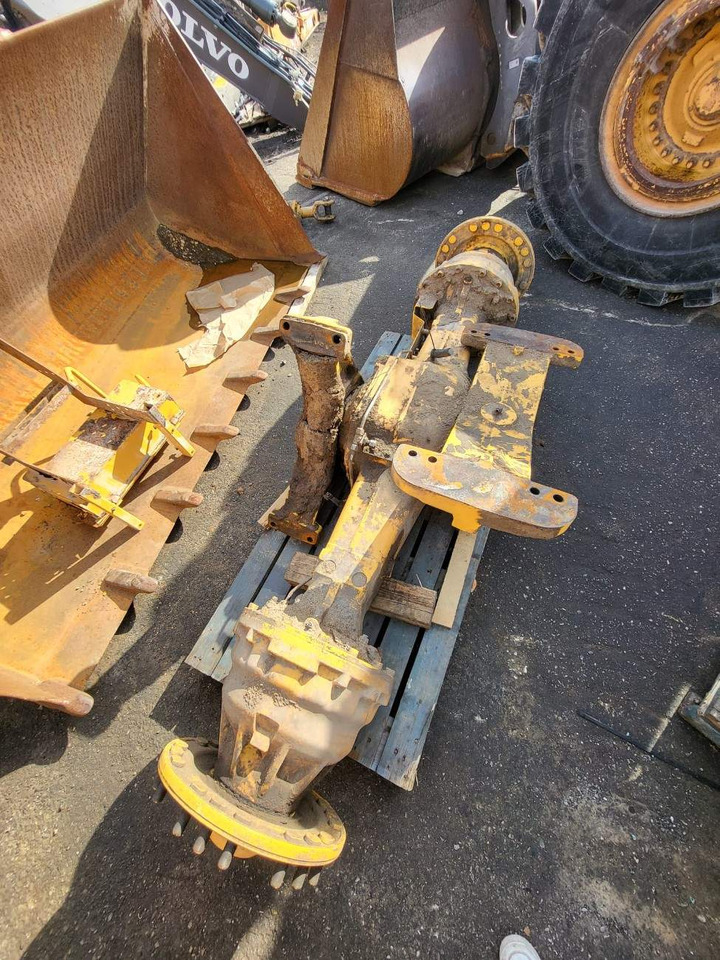 Volvo rear axle - Aksi i pasmë për Fadrom: foto 4 Volvo rear axle - Aksi i pasmë për Fadrom: foto 4