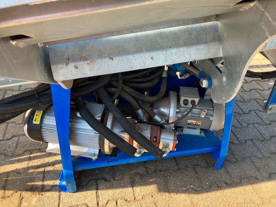 Binderberger Liegendspalter GI33EZ 33t, Zapfwelle, Elektro - Makinë prerëse druri: foto 5 Binderberger Liegendspalter GI33EZ 33t, Zapfwelle, Elektro - Makinë prerëse druri: foto 5