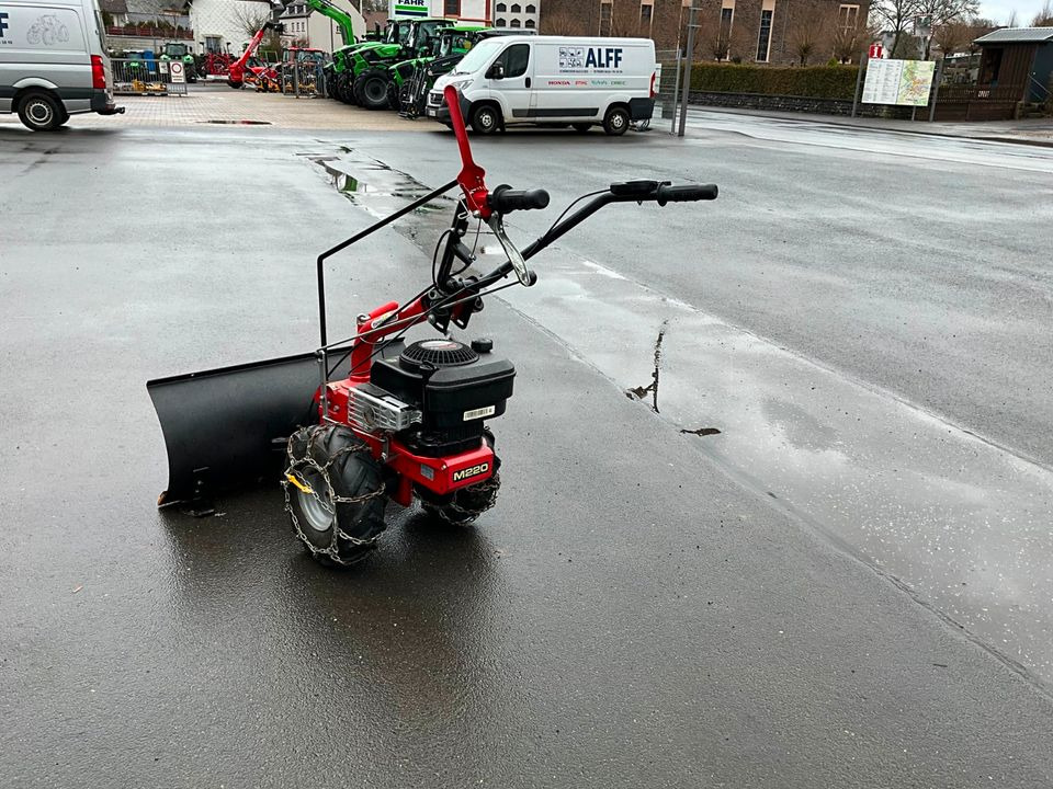 Schneeschieber, 1-Achser, 85cm Schneeschild, Antrieb - Pajisje kopshti: foto 3 Schneeschieber, 1-Achser, 85cm Schneeschild, Antrieb - Pajisje kopshti: foto 3