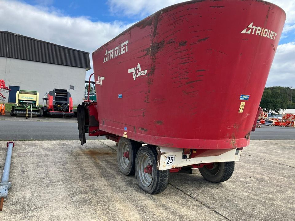 Trioliet Futtermischwagen Solomix 2 20 VLHT - Vagon për përzierjen e foragjereve: foto 3 Trioliet Futtermischwagen Solomix 2 20 VLHT - Vagon për përzierjen e foragjereve: foto 3