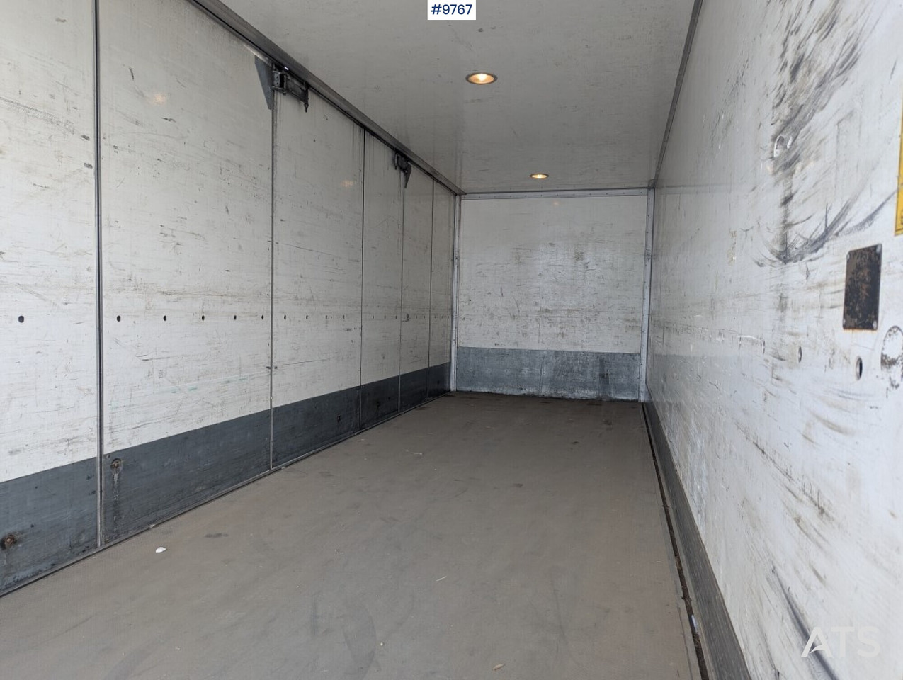 Box Truck Scania P320 4X2 with tail lift - Kamion vagonetë: foto 5 Box Truck Scania P320 4X2 with tail lift - Kamion vagonetë: foto 5