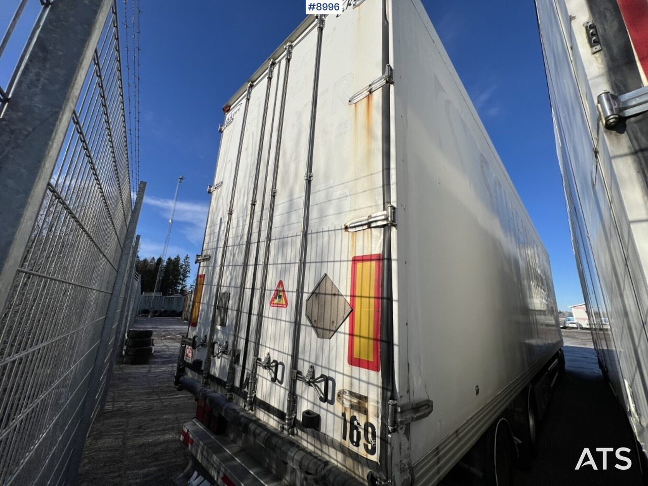 Box trailer EKERI L/L-4 - Rimorkio me vagonetë të mbyllur: foto 2 Box trailer EKERI L/L-4 - Rimorkio me vagonetë të mbyllur: foto 2