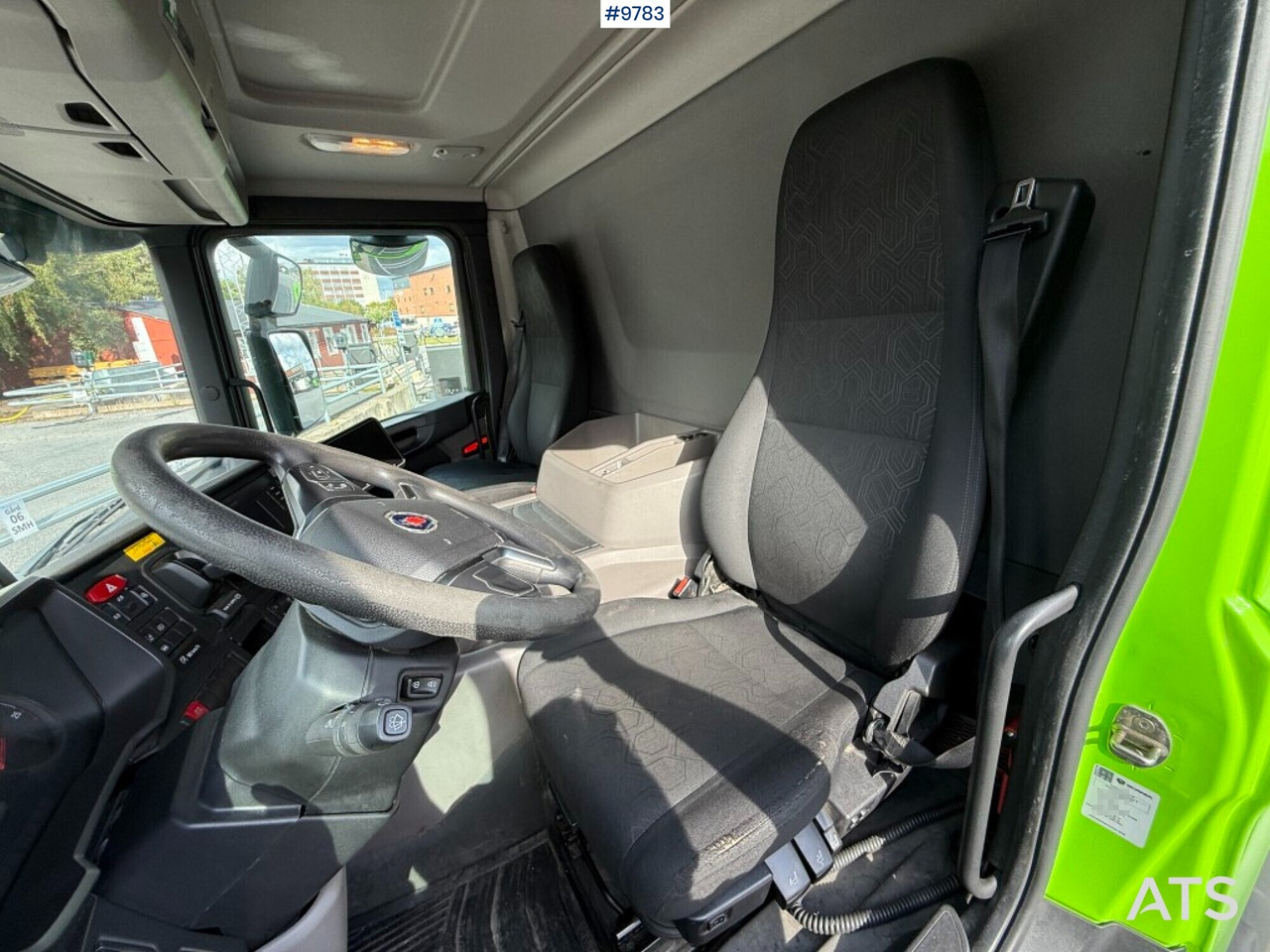 Box truck Scania P280 gas-powered - Kamion vagonetë: foto 5 Box truck Scania P280 gas-powered - Kamion vagonetë: foto 5