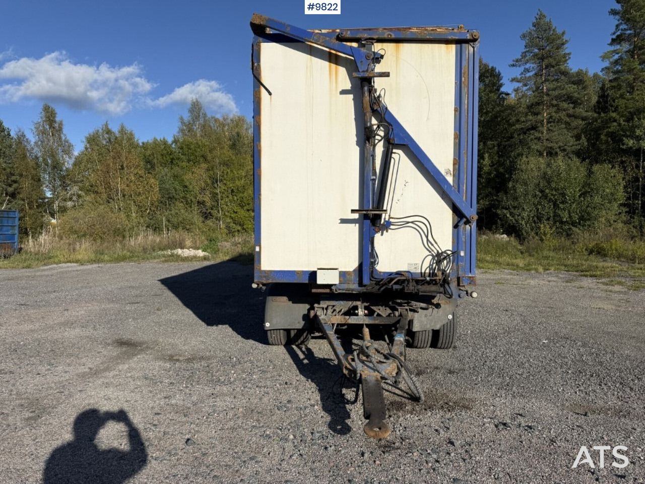 Chipper Trailer EKSJÖVAGNEN FS 18-20 - Rimorkio me vagonetë të mbyllur: foto 5 Chipper Trailer EKSJÖVAGNEN FS 18-20 - Rimorkio me vagonetë të mbyllur: foto 5