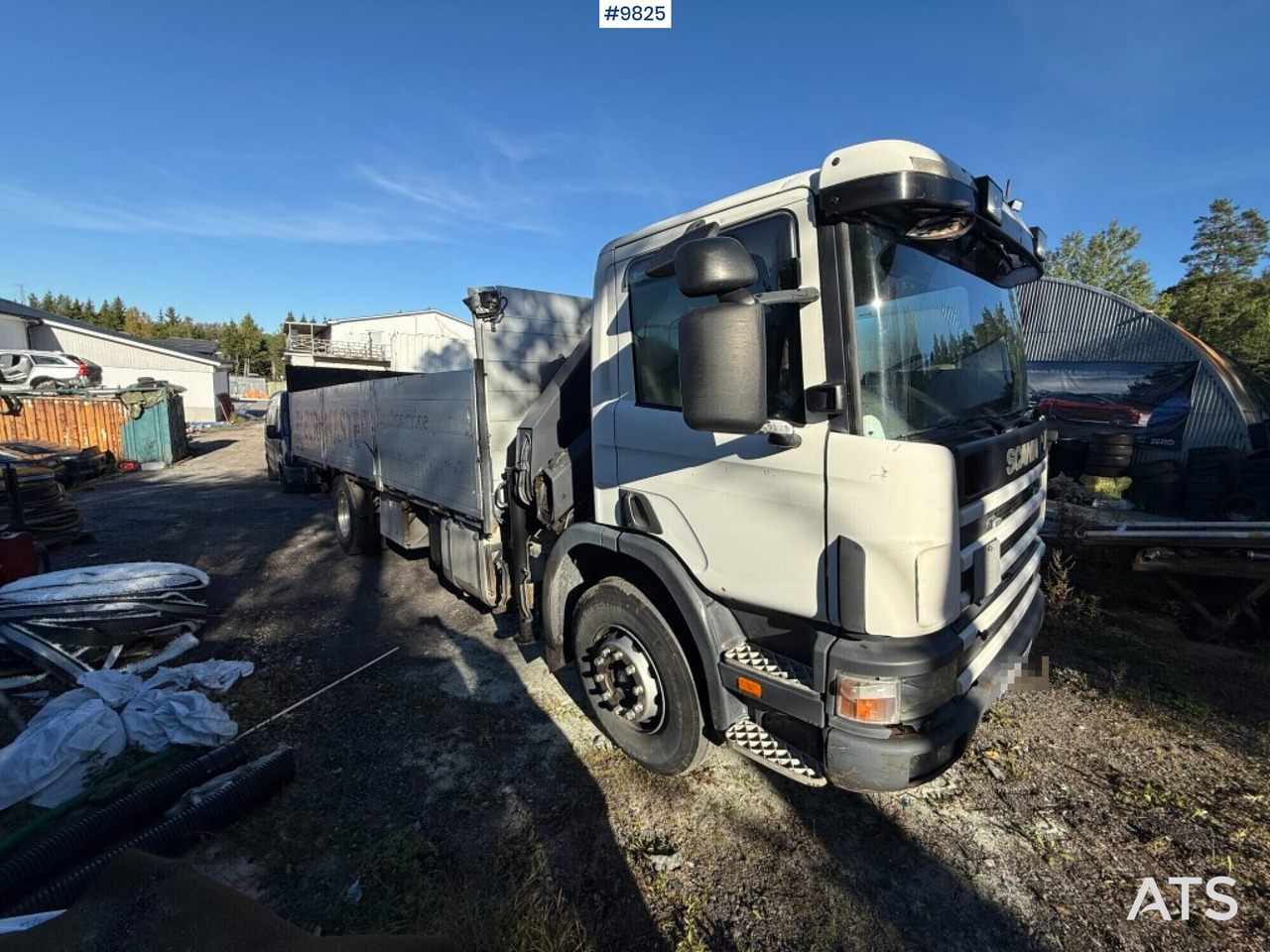 Crane truck Scania P94 230 with tail lift - Kamion me karroceri të hapur, Kamion me vinç: foto 2 Crane truck Scania P94 230 with tail lift - Kamion me karroceri të hapur, Kamion me vinç: foto 2