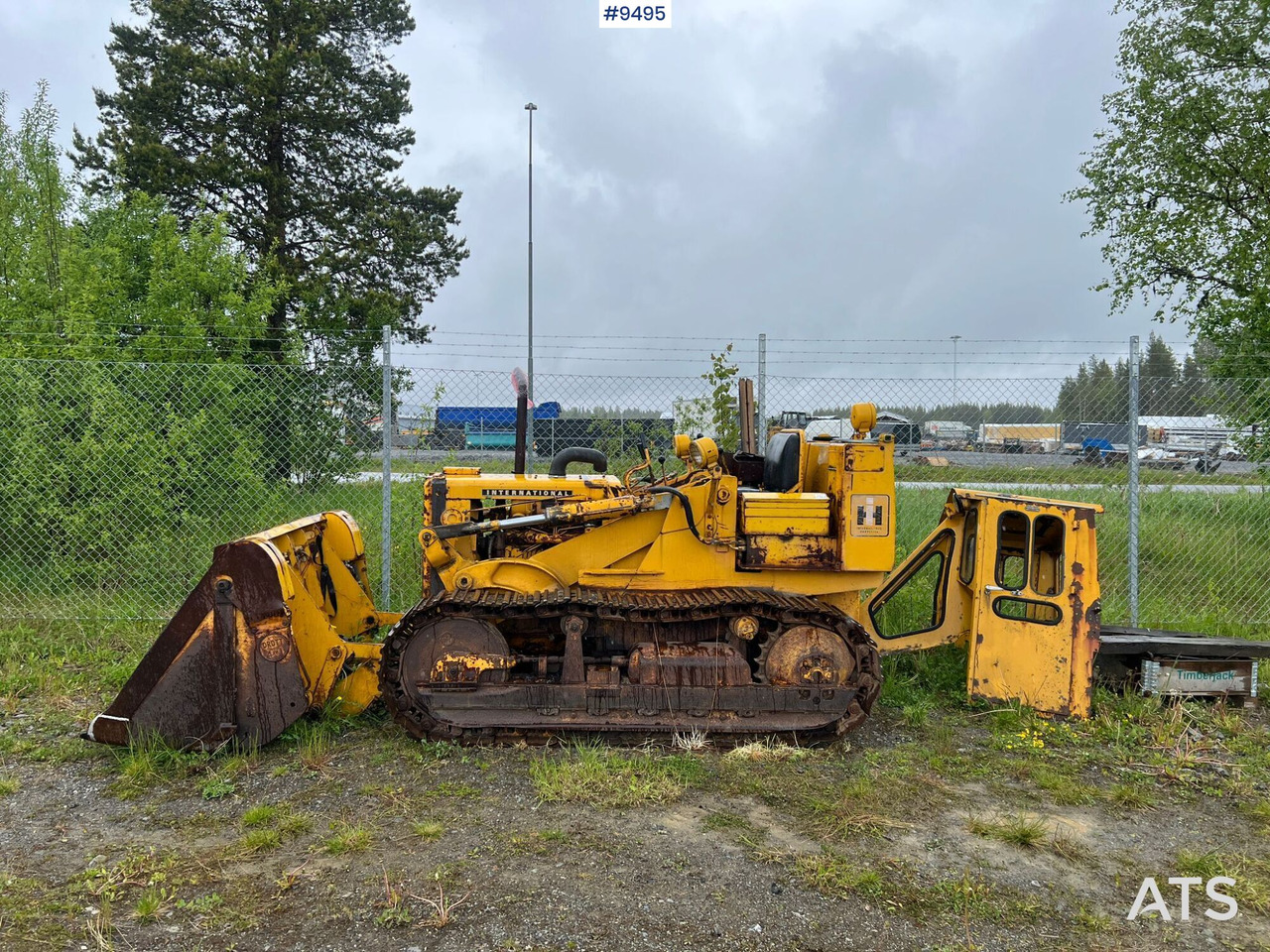 Crawler dozer INTERNATIONAL L125 - Buldozer: foto 1 Crawler dozer INTERNATIONAL L125 - Buldozer: foto 1