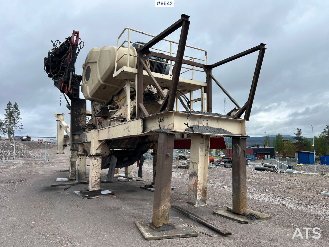 Crusher METSO C130 - Gurëthyesi: foto 3 Crusher METSO C130 - Gurëthyesi: foto 3