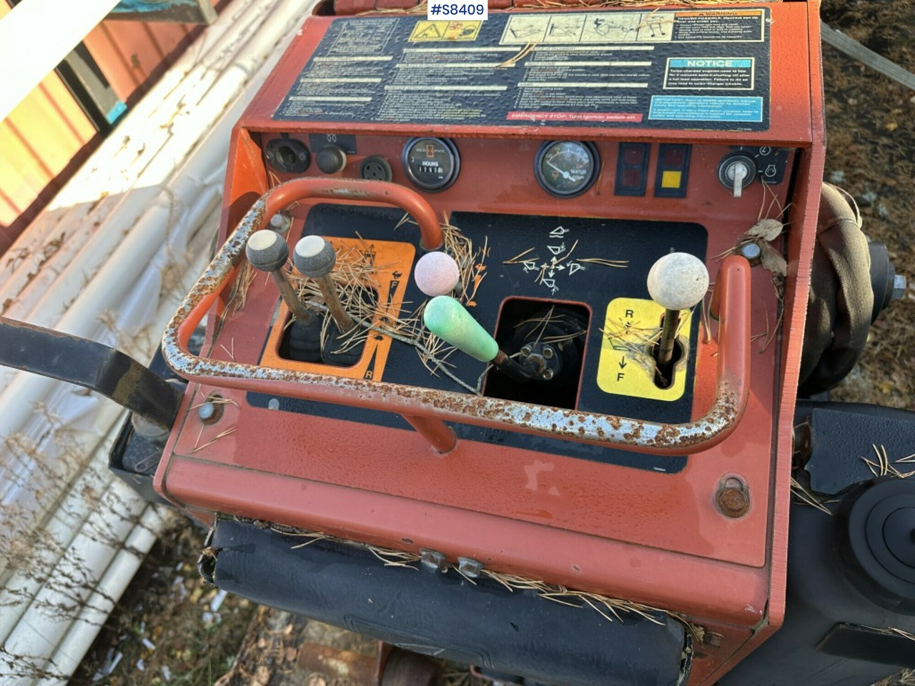 Ditch witch SK650 - Mini fadrom me zinxhir: foto 5 Ditch witch SK650 - Mini fadrom me zinxhir: foto 5