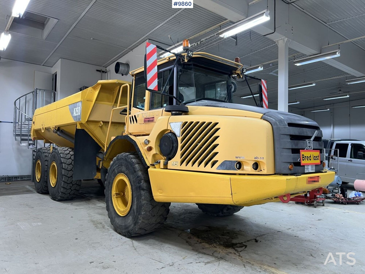 Dumper Volvo A25D 6x6 - Shkarkues teleskopik: foto 1 Dumper Volvo A25D 6x6 - Shkarkues teleskopik: foto 1