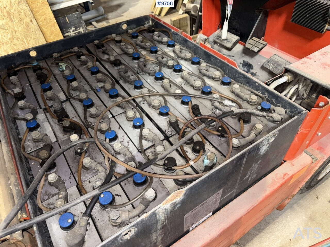 Lizingu i  Forklift Clark CEM 25 Forklift Clark CEM 25: foto 9