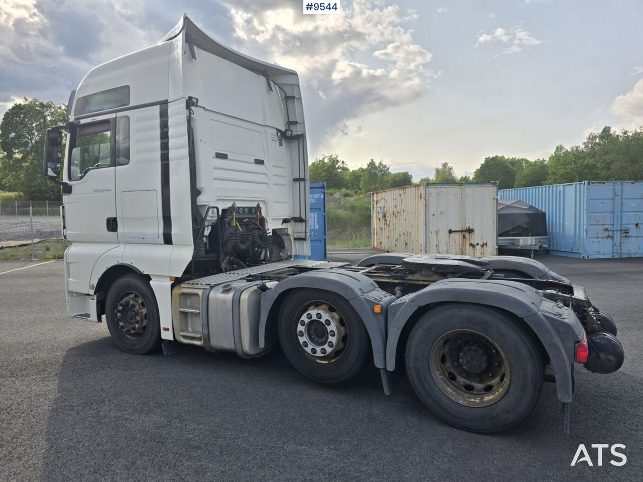 Tractor Unit MAN TGX 6x2 - Gjysmë-kamion: foto 2 Tractor Unit MAN TGX 6x2 - Gjysmë-kamion: foto 2