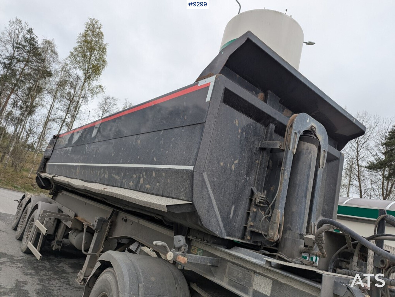 Tractor Unit Mercedes-Benz Arocs 3351 6x4 with tipper trailer - Gjysmë-kamion: foto 5 Tractor Unit Mercedes-Benz Arocs 3351 6x4 with tipper trailer - Gjysmë-kamion: foto 5