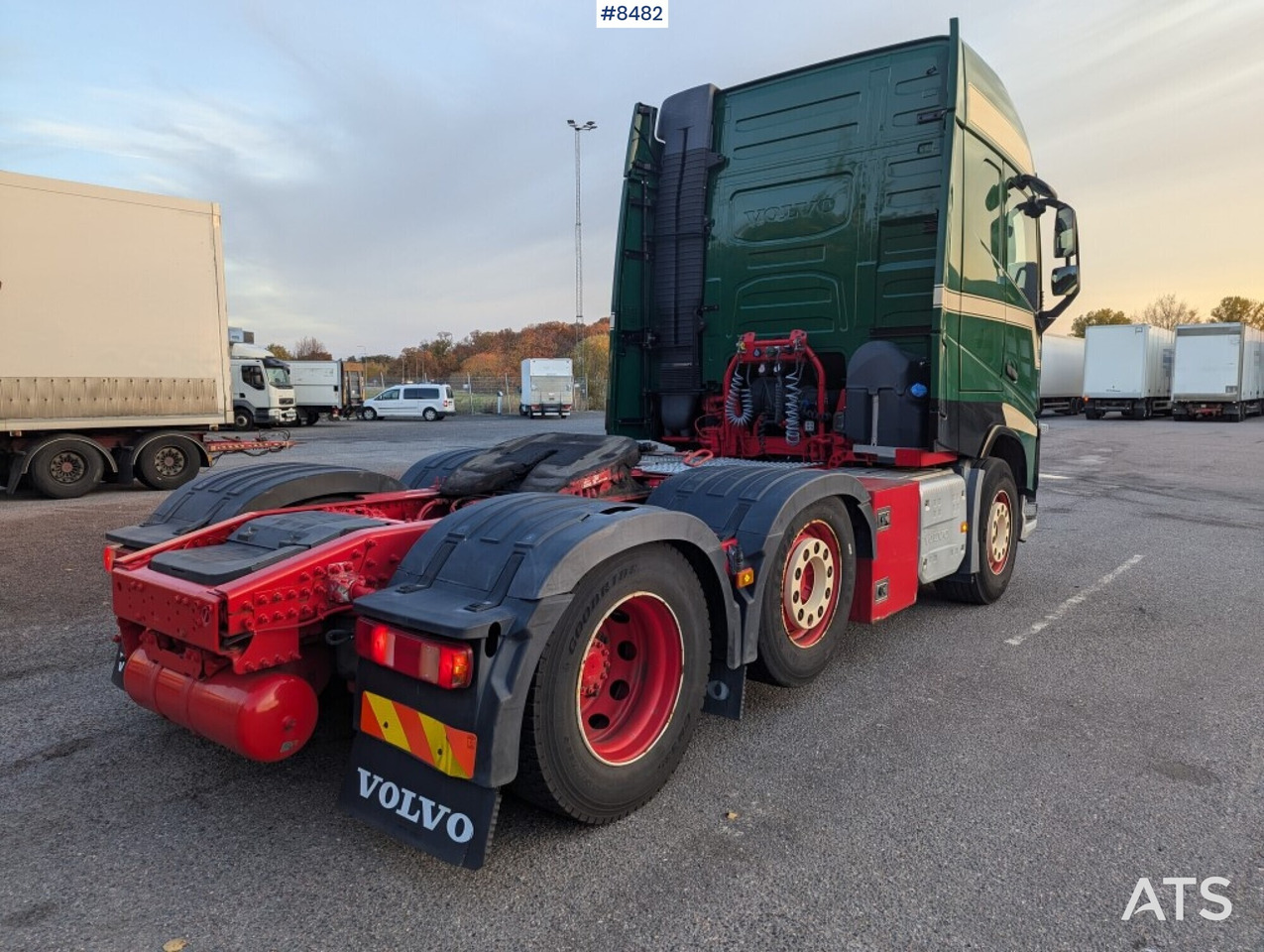 Tractor Unit Volvo FH460 Pusher - Gjysmë-kamion: foto 4 Tractor Unit Volvo FH460 Pusher - Gjysmë-kamion: foto 4