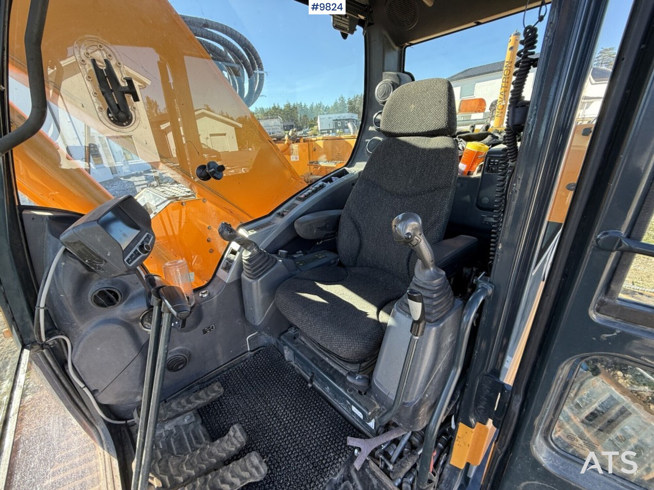 Hyundai Robex 235LCR-9A excavator - Ekskavator me zinxhirë: foto 5 Hyundai Robex 235LCR-9A excavator - Ekskavator me zinxhirë: foto 5