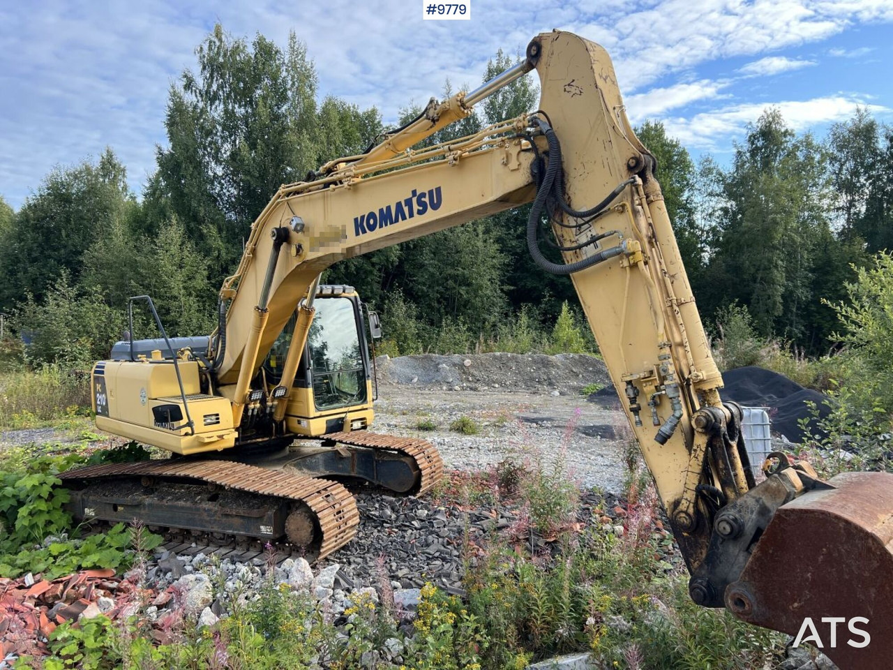 KOMATSU PC210LC-8 Excavator with buckets - Ekskavator me zinxhirë: foto 1 KOMATSU PC210LC-8 Excavator with buckets - Ekskavator me zinxhirë: foto 1