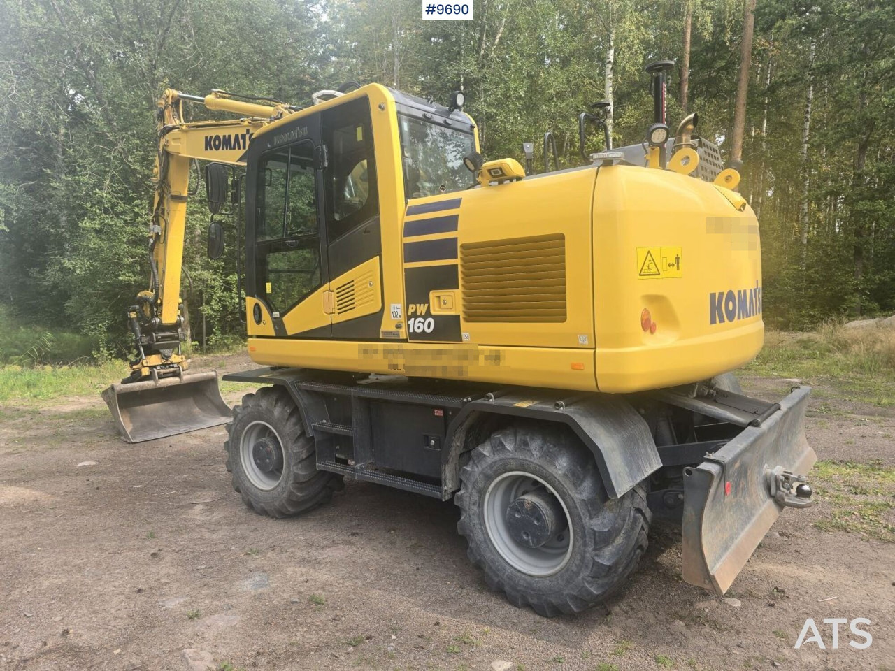 Komatsu PW160-11 with machine control - Ekskavator me goma: foto 3 Komatsu PW160-11 with machine control - Ekskavator me goma: foto 3