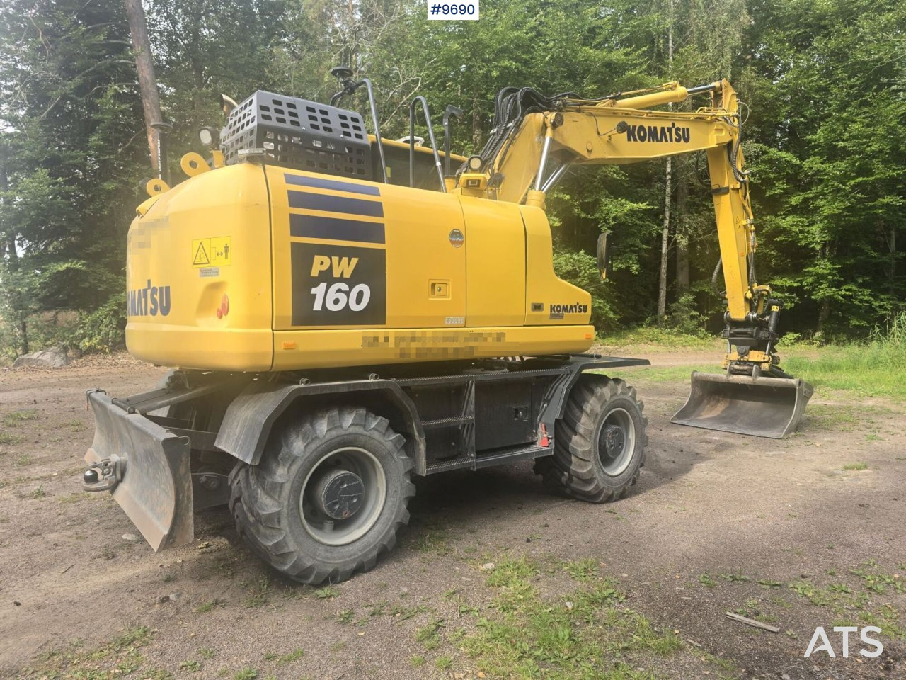 Komatsu PW160-11 with machine control - Ekskavator me goma: foto 4 Komatsu PW160-11 with machine control - Ekskavator me goma: foto 4