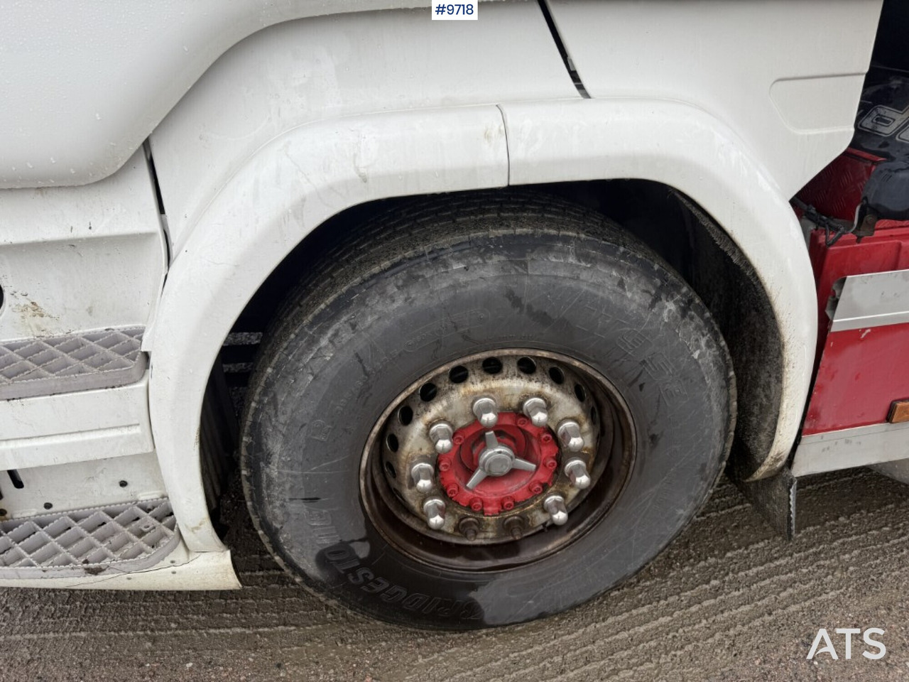 Lizingu i Log truck Scania R520 with crane Log truck Scania R520 with crane: foto 10 Lizingu i Log truck Scania R520 with crane Log truck Scania R520 with crane: foto 10