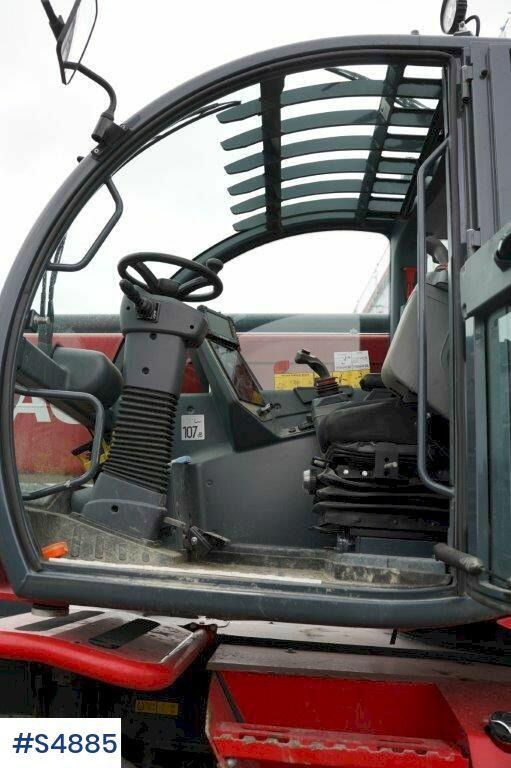Magni RTH 6,30 SH-M/C Around turning telescopic loader - Ekskavator teleskopik: foto 3 Magni RTH 6,30 SH-M/C Around turning telescopic loader - Ekskavator teleskopik: foto 3