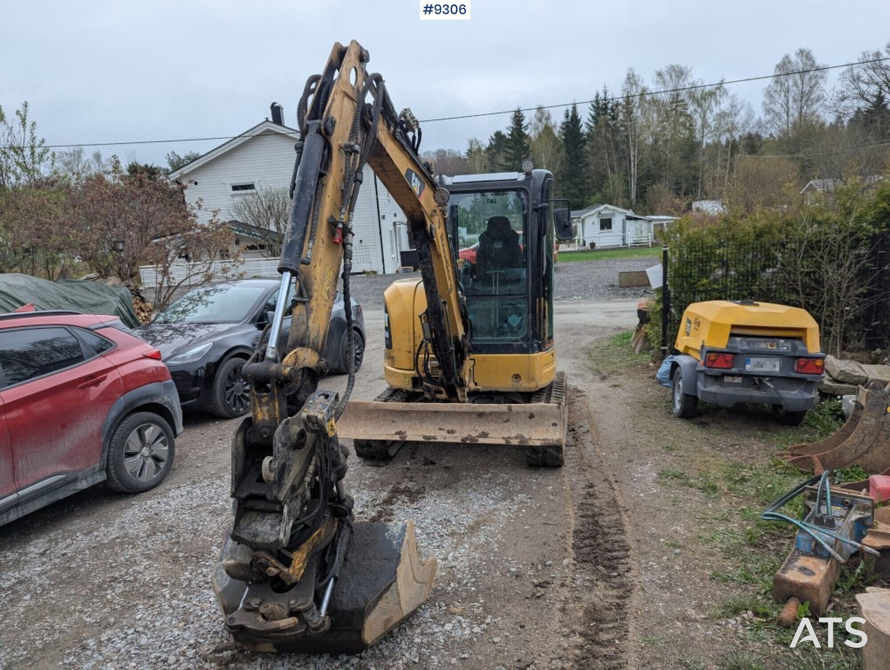 Mini excavator Cat 303.5E CR with tiltrotator and attachments (See Video) - Miniekskavator: foto 2 Mini excavator Cat 303.5E CR with tiltrotator and attachments (See Video) - Miniekskavator: foto 2