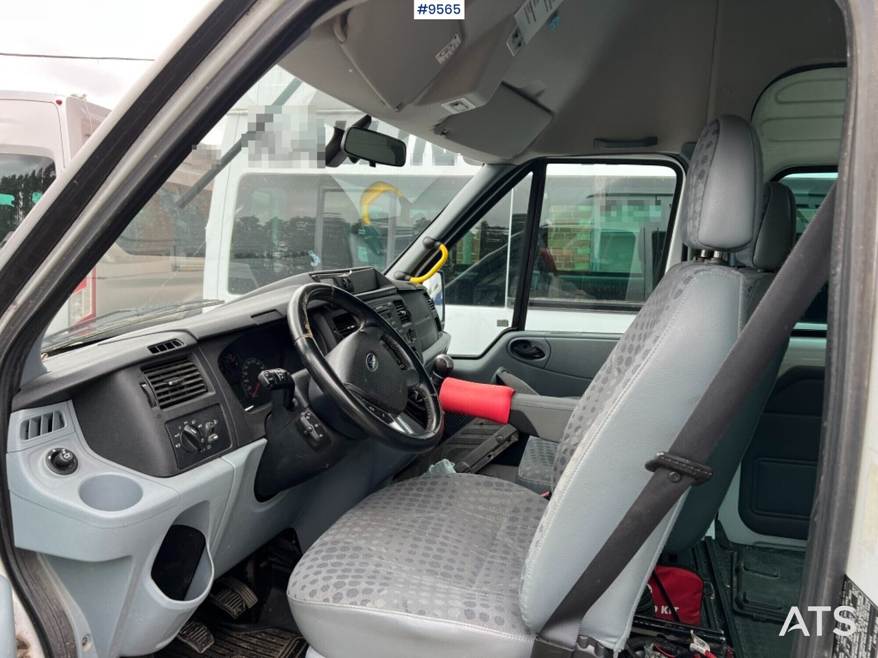 Minibus - 16-seater bus - FORD TRANSIT 430L 17-P B - Minibus, Furgon pasagjerësh: foto 5 Minibus - 16-seater bus - FORD TRANSIT 430L 17-P B - Minibus, Furgon pasagjerësh: foto 5