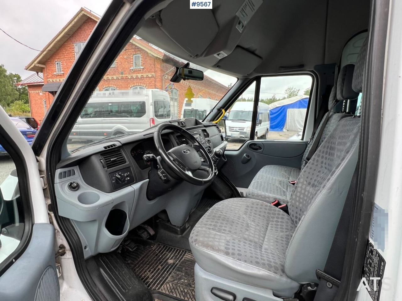 Minibus - 16-seater bus - Ford FCD6 Transit - Minibus, Furgon pasagjerësh: foto 5 Minibus - 16-seater bus - Ford FCD6 Transit - Minibus, Furgon pasagjerësh: foto 5