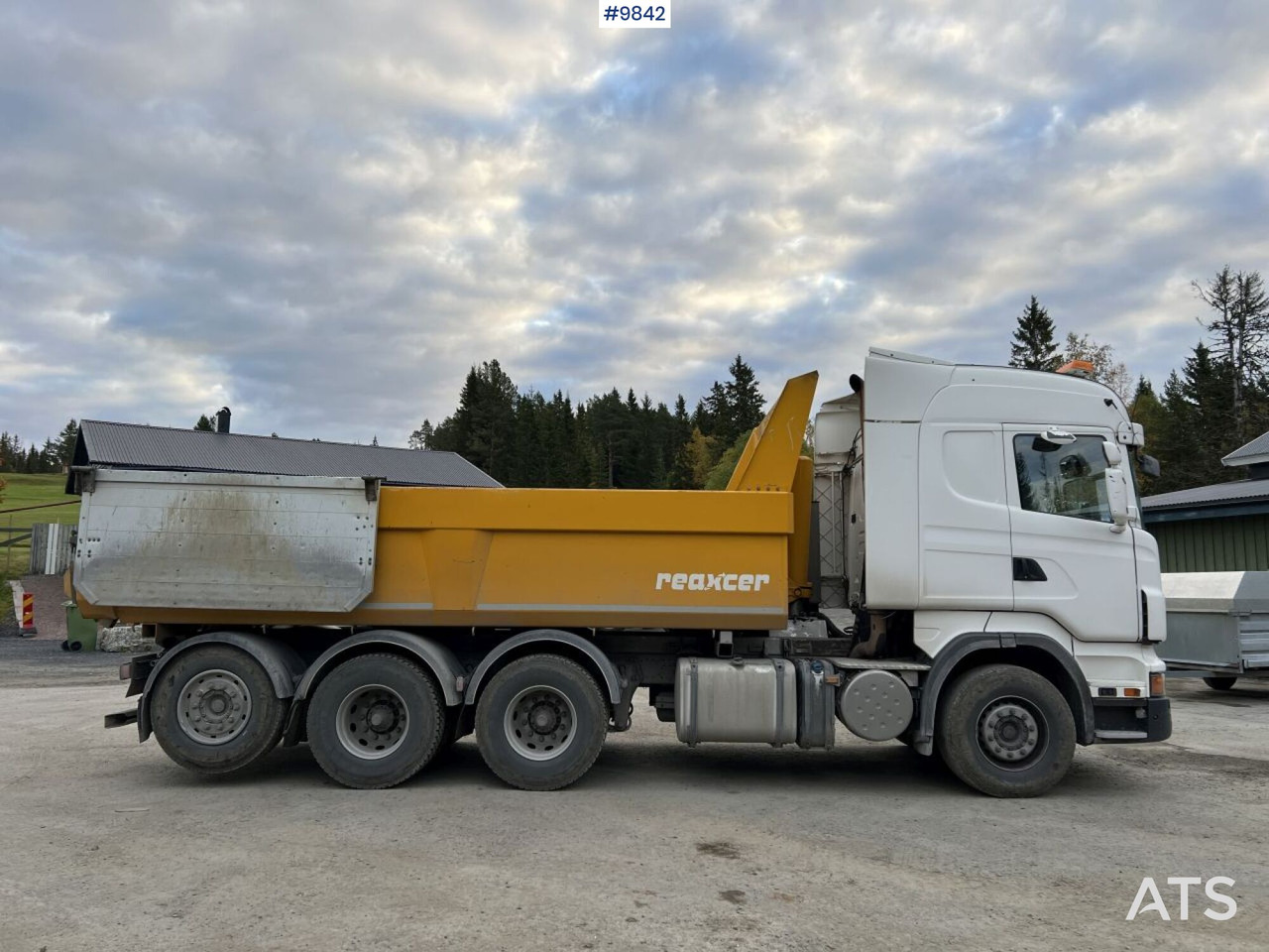 Scania R560 Tridem Tipper/Gravel Truck - Kamion vetëshkarkues: foto 3 Scania R560 Tridem Tipper/Gravel Truck - Kamion vetëshkarkues: foto 3