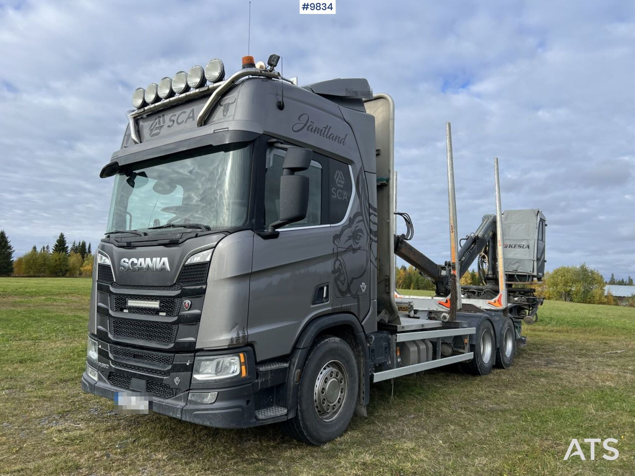 Scania R650 Timber truck with Kesla crane - Kamion për transport druri, Kamion me vinç: foto 1 Scania R650 Timber truck with Kesla crane - Kamion për transport druri, Kamion me vinç: foto 1