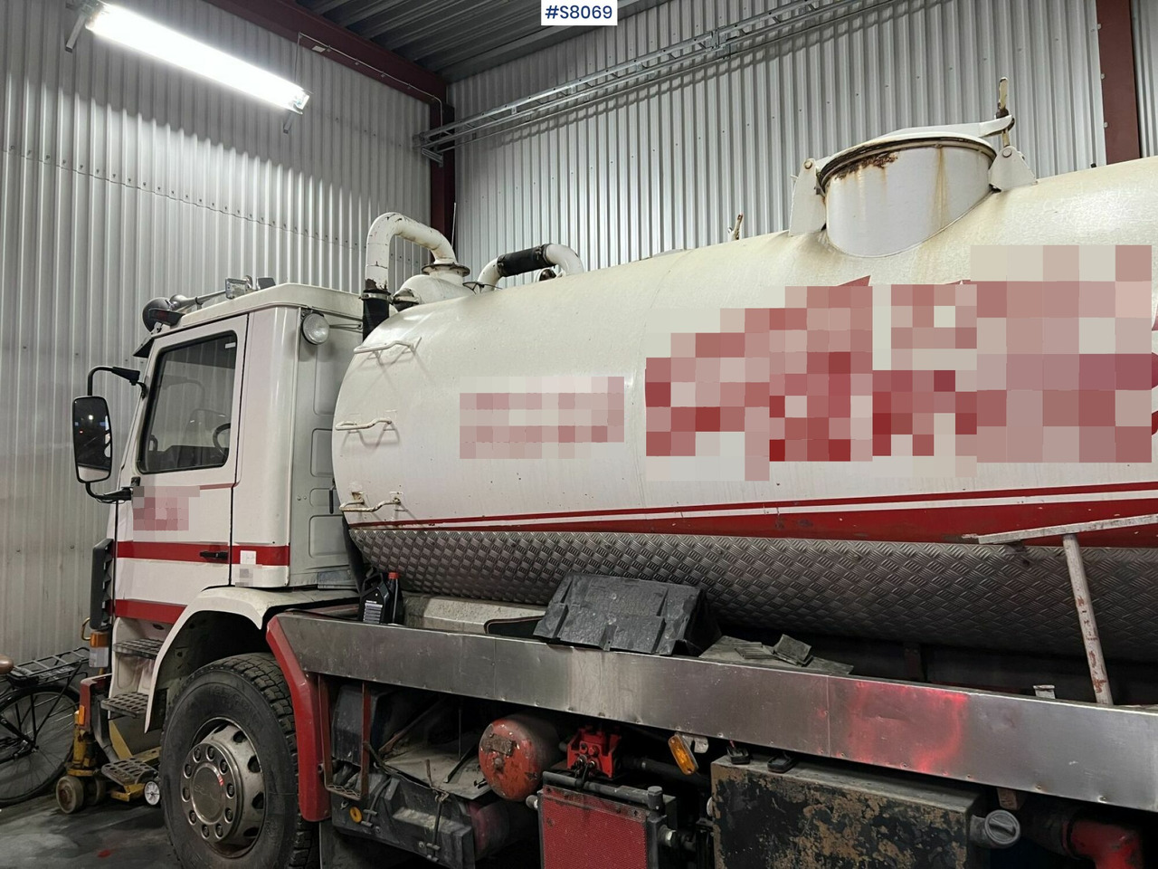 Suction/Combi truck, Scania P92H 4x2, Rep-object - Kamion me vakuum: foto 5 Suction/Combi truck, Scania P92H 4x2, Rep-object - Kamion me vakuum: foto 5