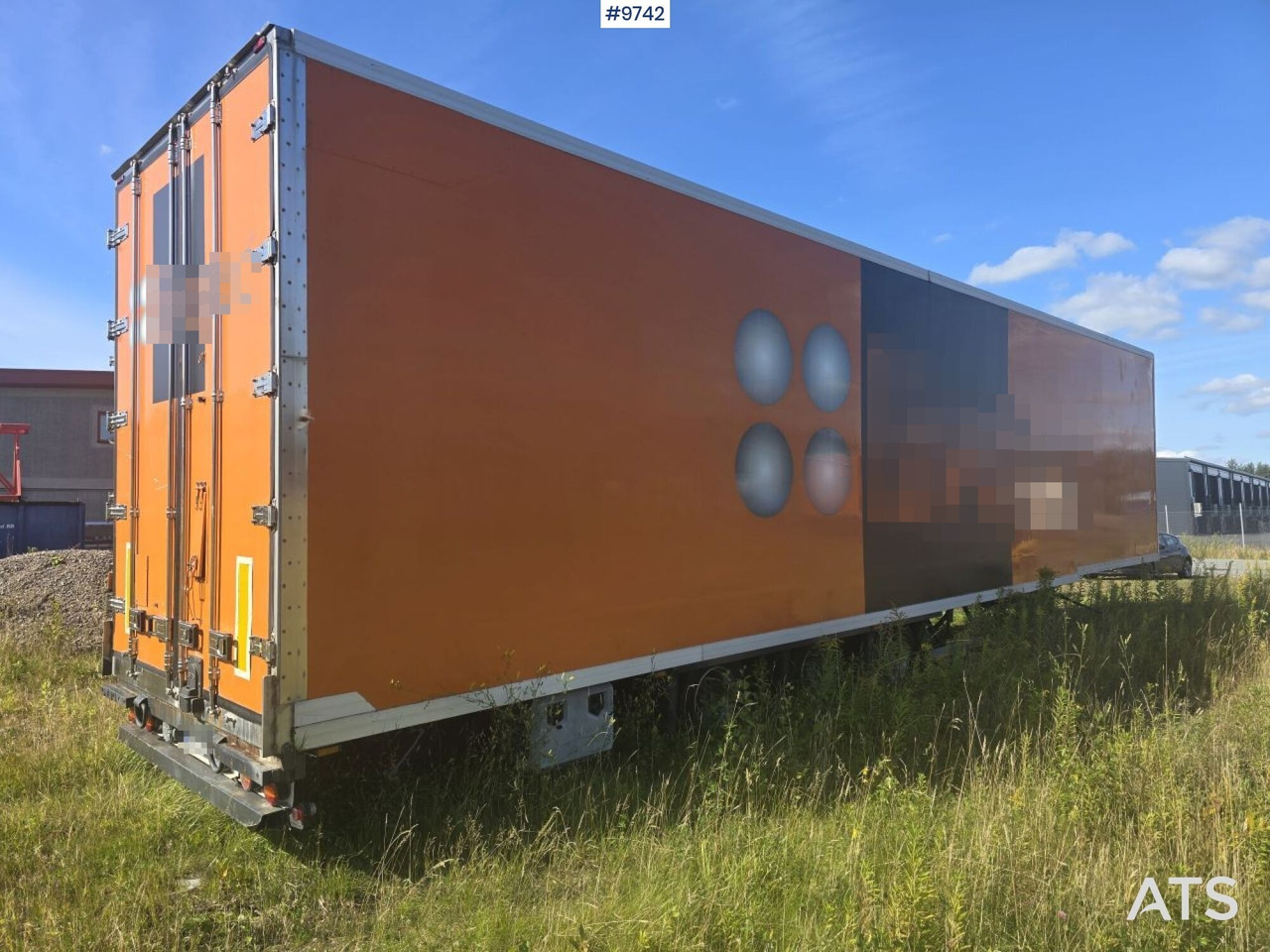 Talson-trailer BD1024 - Gjysmë rimorkio frigorifer: foto 2 Talson-trailer BD1024 - Gjysmë rimorkio frigorifer: foto 2