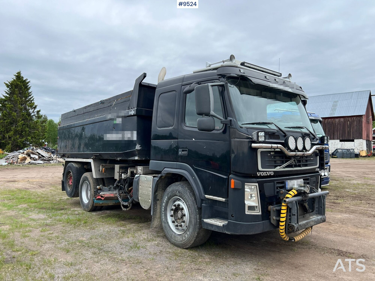 Tipper Truck Volvo FM 400 6x2 - Kamion vetëshkarkues: foto 1 Tipper Truck Volvo FM 400 6x2 - Kamion vetëshkarkues: foto 1