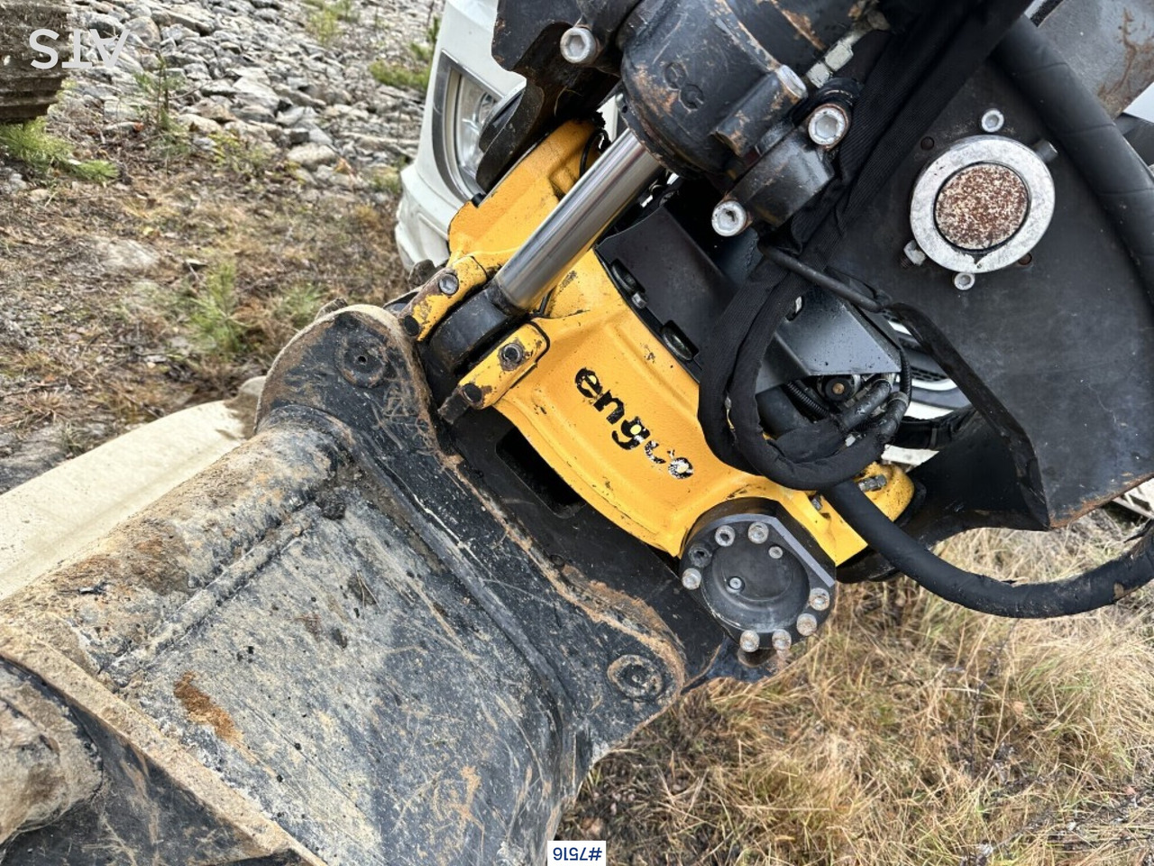 Volvo ECR145DL Crawler excavator with rotor and buckets - Ekskavator me zinxhirë: foto 3 Volvo ECR145DL Crawler excavator with rotor and buckets - Ekskavator me zinxhirë: foto 3