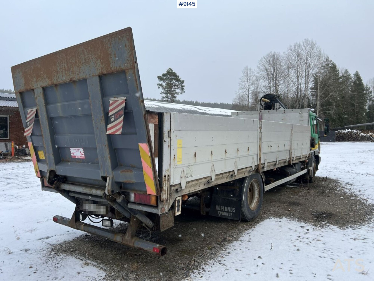 Volvo FL614 4x2 Förlängd med HIAB 105-3 - Kamion me vinç: foto 4 Volvo FL614 4x2 Förlängd med HIAB 105-3 - Kamion me vinç: foto 4