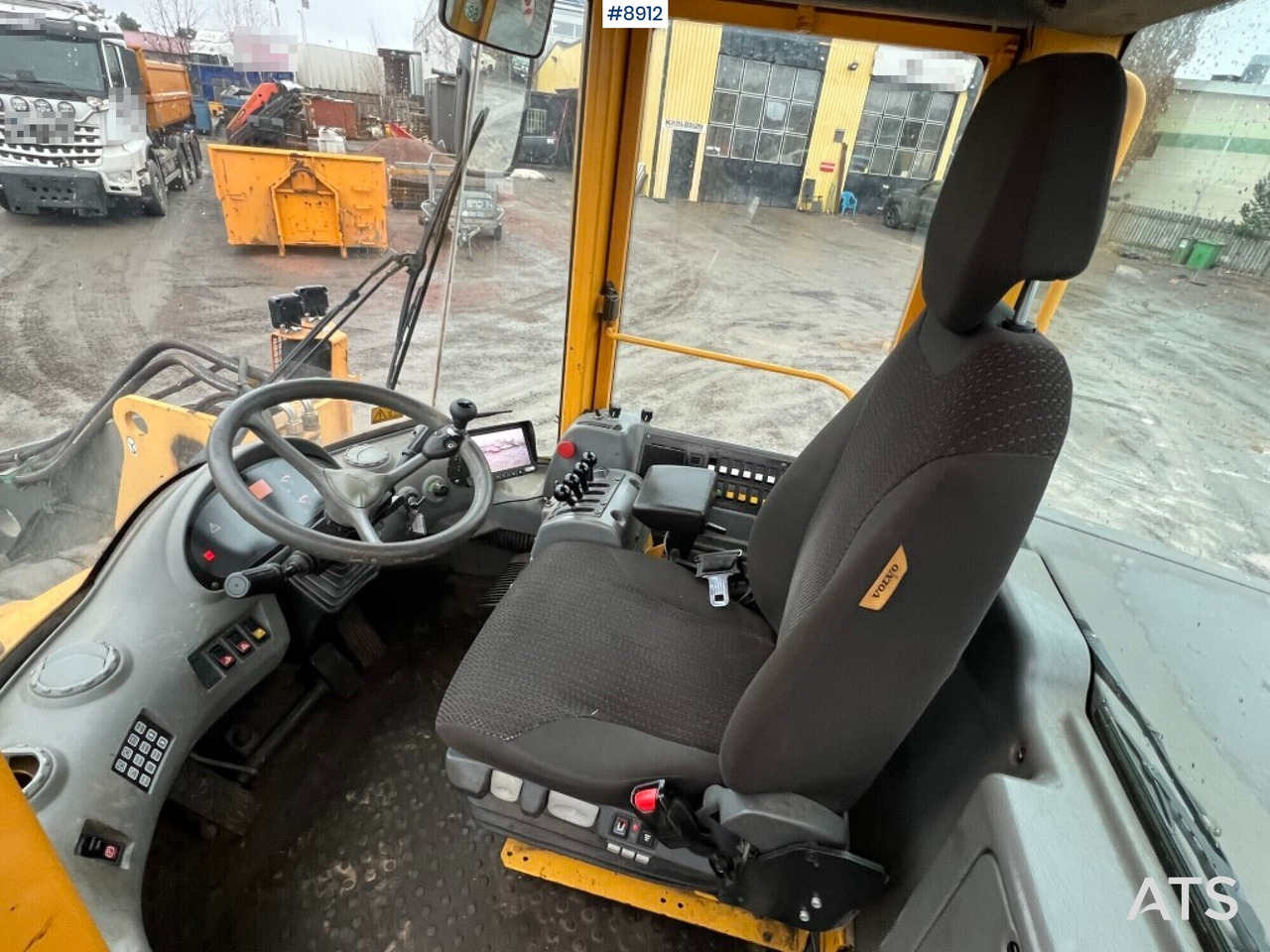 Wheel loader - Volvo L110E - Fadrom me goma: foto 5 Wheel loader - Volvo L110E - Fadrom me goma: foto 5