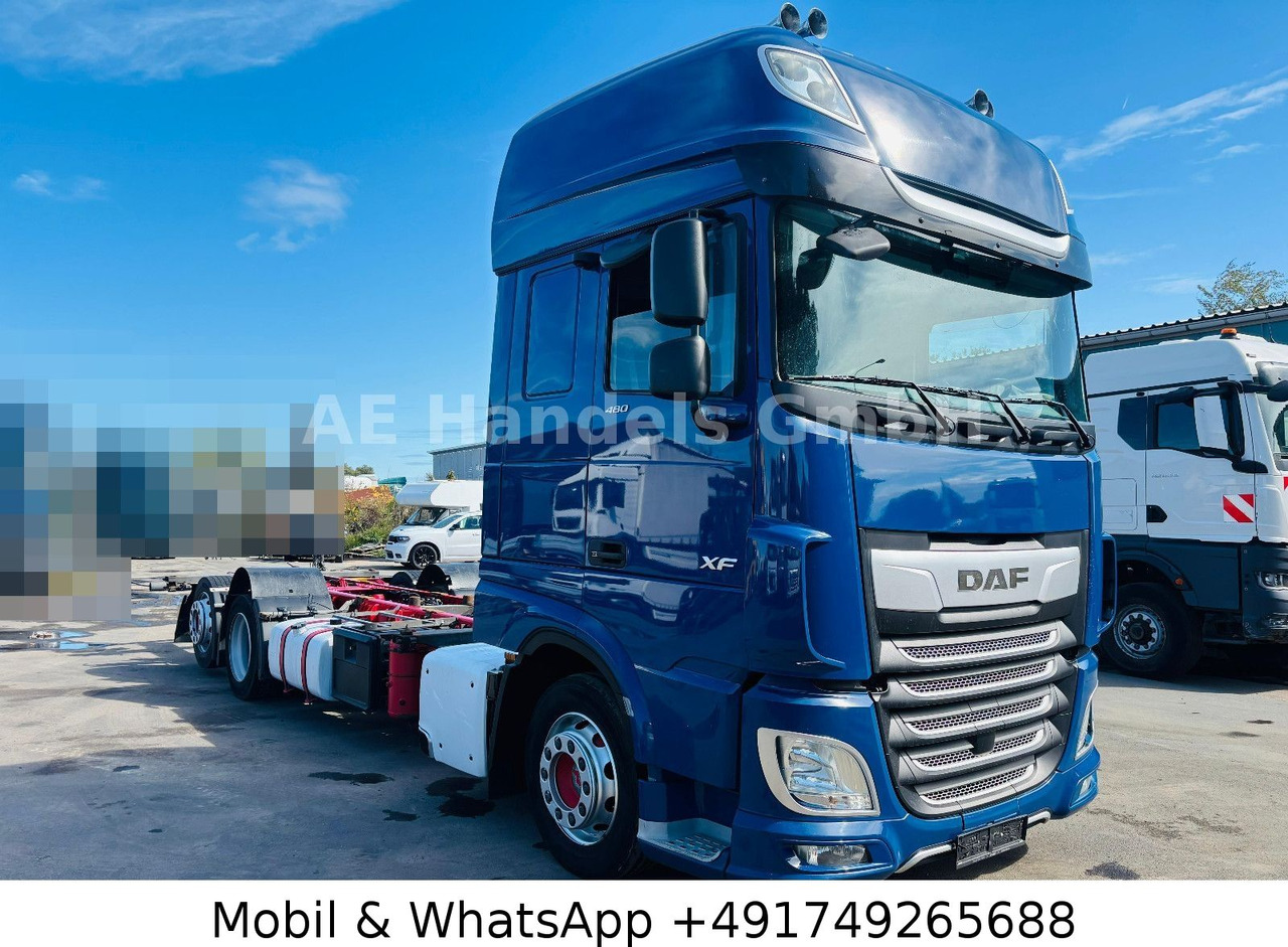 DAF XF 480 SSC LL BDF *Retarder/Lenk+Lift/ACC/2xTank - Transportjer kontejnerësh/ Kamion me karroceri të çmontueshme: foto 1 DAF XF 480 SSC LL BDF *Retarder/Lenk+Lift/ACC/2xTank - Transportjer kontejnerësh/ Kamion me karroceri të çmontueshme: foto 1