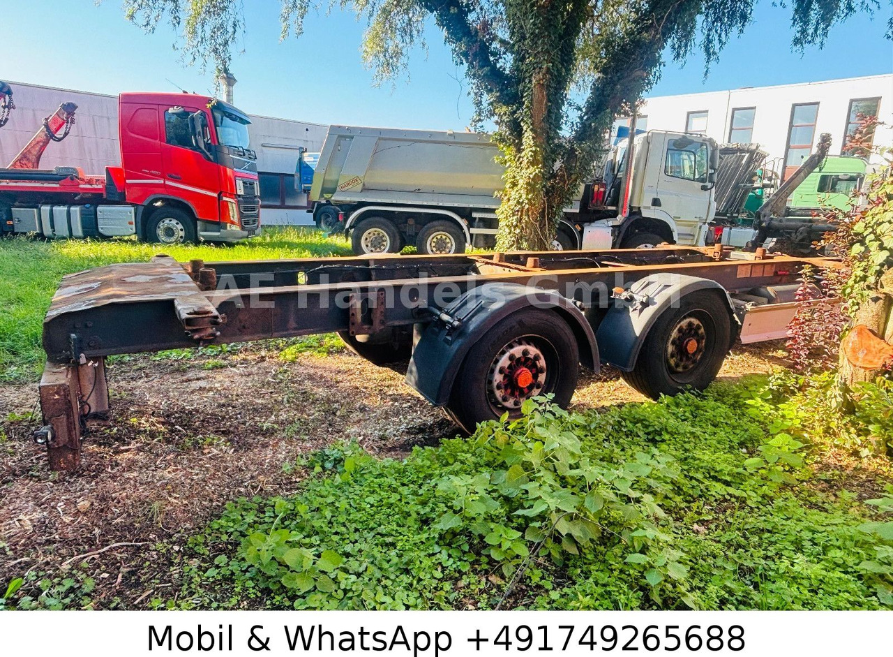 Fliegl TWP 180 Tandem Tiefgekoppelt *BWP/Scheibenbremse - Shasia e rimorkios: foto 3 Fliegl TWP 180 Tandem Tiefgekoppelt *BWP/Scheibenbremse - Shasia e rimorkios: foto 3